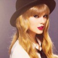 /album/resim-galerisi/a94254-taylor-swift-kimdir-4-jpg/